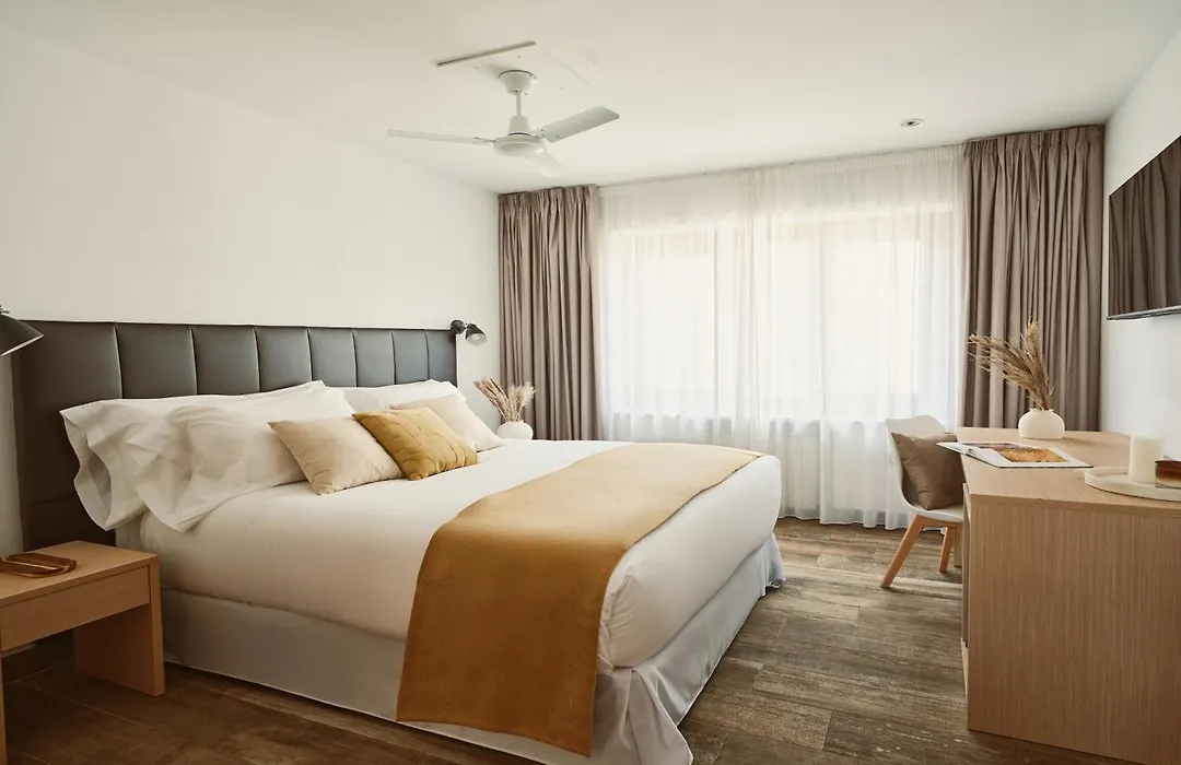 Hotel Met Pamplona-1
